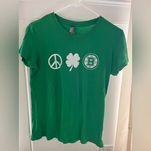 Boston Red Sox Next Level Green T-Shirt Juniors Size L